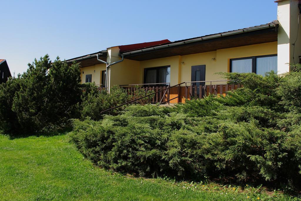 Bungalovy a ubytování Ratibořice- Zlíč Ceska Skalice Exterior foto
